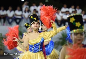 Desfile Escolar 2023 desde la Avenida de Bolívar a Chávez