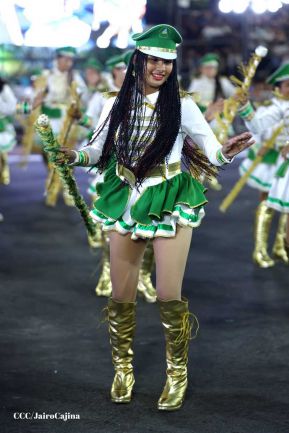 Desfile Escolar 2023 desde la Avenida de Bolívar a Chávez