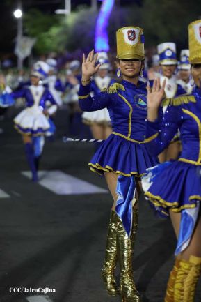 Desfile Escolar 2023 desde la Avenida de Bolívar a Chávez