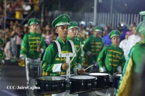 Desfile Escolar 2023 desde la Avenida de Bolívar a Chávez