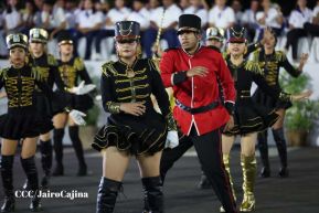 Desfile Escolar 2023 desde la Avenida de Bolívar a Chávez