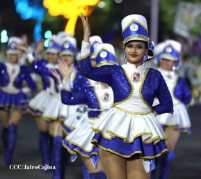 Desfile Escolar 2023 desde la Avenida de Bolívar a Chávez