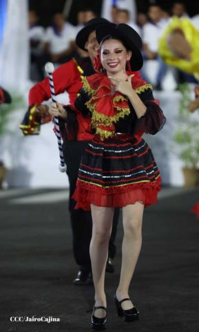 Desfile Escolar 2023 desde la Avenida de Bolívar a Chávez