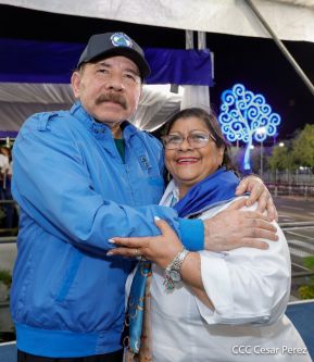 Desfile Escolar 2023 desde la Avenida de Bolívar a Chávez