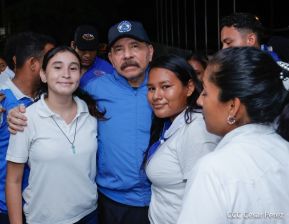 Desfile Escolar 2023 desde la Avenida de Bolívar a Chávez