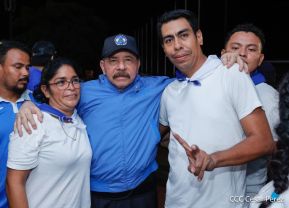 Desfile Escolar 2023 desde la Avenida de Bolívar a Chávez