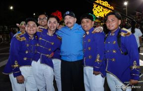 Desfile Escolar 2023 desde la Avenida de Bolívar a Chávez