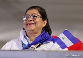 Desfile Escolar 2023 desde la Avenida de Bolívar a Chávez