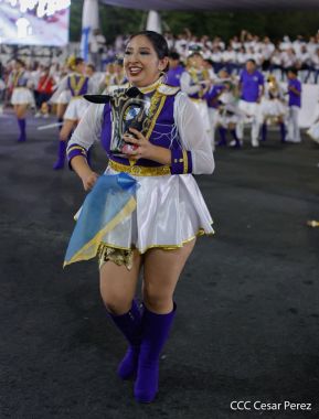 Desfile Escolar 2023 desde la Avenida de Bolívar a Chávez