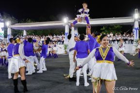 Desfile Escolar 2023 desde la Avenida de Bolívar a Chávez