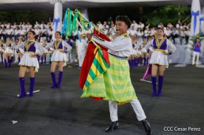 Desfile Escolar 2023 desde la Avenida de Bolívar a Chávez