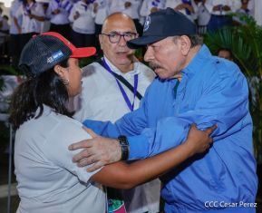 Desfile Escolar 2023 desde la Avenida de Bolívar a Chávez