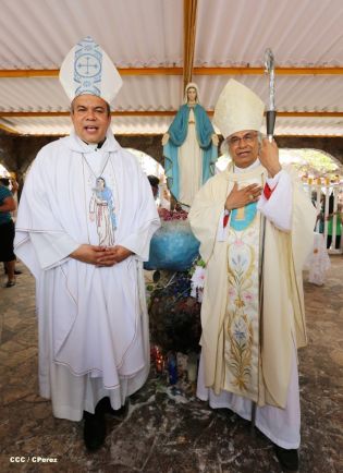 ¿Quién es la niña más guapa?, ¡la Virgencita de Cuapa!