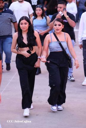 Concierto de Mora en el Polideportivo Alexis Argüello de Managua, Nicaragua