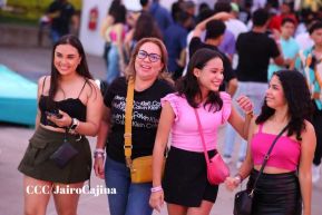 Concierto de Mora en el Polideportivo Alexis Argüello de Managua, Nicaragua