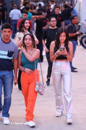 Concierto de Mora en el Polideportivo Alexis Argüello de Managua, Nicaragua