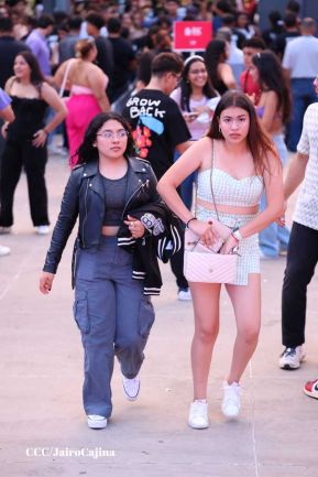 Concierto de Mora en el Polideportivo Alexis Argüello de Managua, Nicaragua