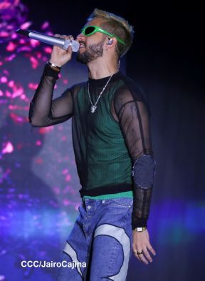 Concierto de Mora en el Polideportivo Alexis Argüello de Managua, Nicaragua