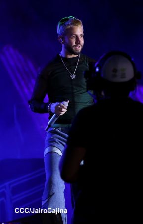 Concierto de Mora en el Polideportivo Alexis Argüello de Managua, Nicaragua