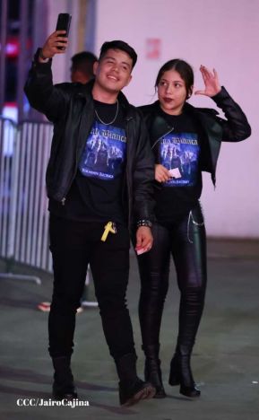 Concierto de Rata Blanca en Managua