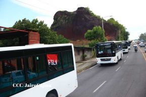 Nicaragua recibe buses procedentes de la República Popular China