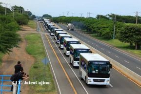 Nicaragua recibe buses procedentes de la República Popular China
