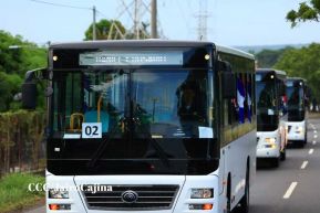 Nicaragua recibe buses procedentes de la República Popular China