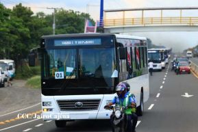 Nicaragua recibe buses procedentes de la República Popular China