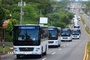 Nicaragua recibe buses procedentes de la República Popular China