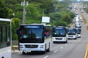Nicaragua recibe buses procedentes de la República Popular China