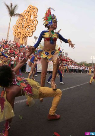 Espectacular XIII edición del Carnaval Alegría por la Vida