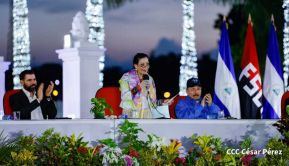 Entrega de 250 buses provenientes de China a transportistas de Managua y Ciudad Sandino