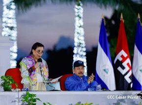 Entrega de 250 buses provenientes de China a transportistas de Managua y Ciudad Sandino