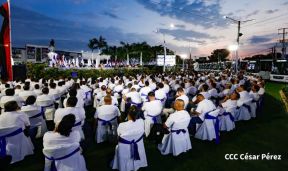 Entrega de 250 buses provenientes de China a transportistas de Managua y Ciudad Sandino