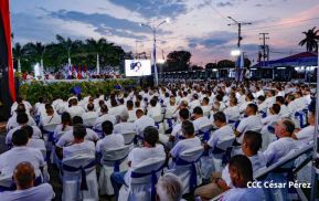 Entrega de 250 buses provenientes de China a transportistas de Managua y Ciudad Sandino