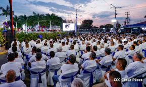 Entrega de 250 buses provenientes de China a transportistas de Managua y Ciudad Sandino