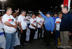 Entrega de 250 buses provenientes de China a transportistas de Managua y Ciudad Sandino