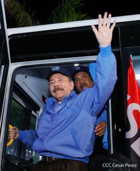 Entrega de 250 buses provenientes de China a transportistas de Managua y Ciudad Sandino