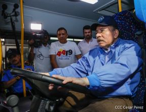 Entrega de 250 buses provenientes de China a transportistas de Managua y Ciudad Sandino