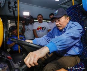 Entrega de 250 buses provenientes de China a transportistas de Managua y Ciudad Sandino
