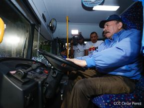 Entrega de 250 buses provenientes de China a transportistas de Managua y Ciudad Sandino