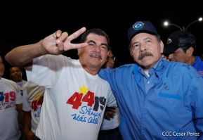 Entrega de 250 buses provenientes de China a transportistas de Managua y Ciudad Sandino