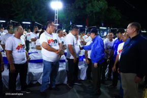 Entrega de 250 buses provenientes de China a transportistas de Managua y Ciudad Sandino