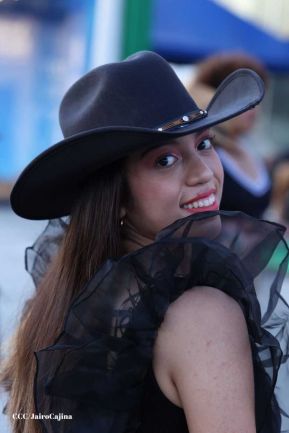 Carín León en concierto en el Estadio Soberanía