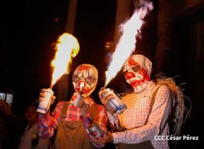 Así fueron recorridas las calles de Masaya por el tradicional desfile de los Agüizotes