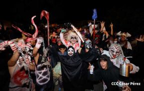 Así fueron recorridas las calles de Masaya por el tradicional desfile de los Agüizotes