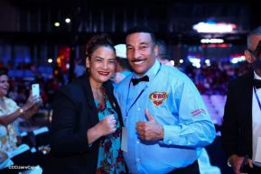 "Noche de Campeones" en el Polideportivo Alexis Argüello en Managua