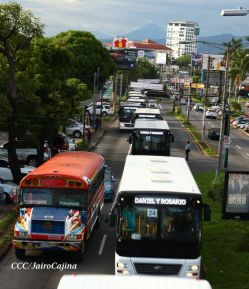 Nicaragua recibe nueva flota de 250 buses procedentes de la República Popular China