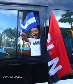 Nicaragua recibe nueva flota de 250 buses procedentes de la República Popular China