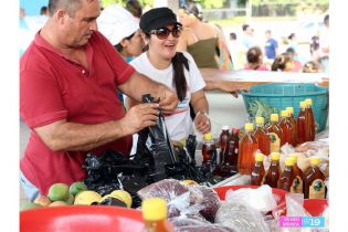 León exhibe su cultura, gastronomía y artesanía en Avenida de Bolívar a Chávez